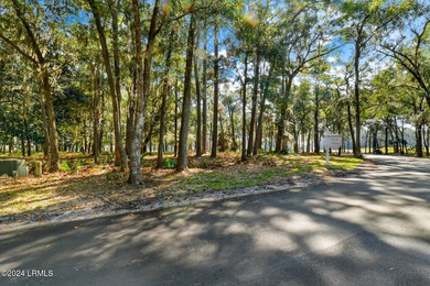 Nestled on a stunning 1-acre lot in Haig Point, this prime - photo 5