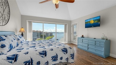 Welcome to this spacious 3 bedroom, 3 bath top-floor condo at - photo 14