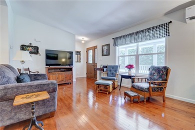 Welcome to this Impeccably Maintained 3 Bedroom, 2 Full Bath - photo 17
