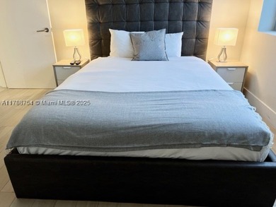 LOWER PENTHOUSE & WATERFRONT CONDO -  & SHORT-TERM RENTAL. 3 - photo 19