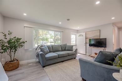 Welcome to 94 Cimarron Drive - a meticulously renovated, truly - photo 3