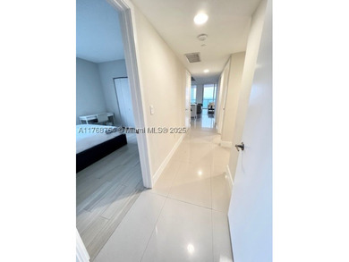 LOWER PENTHOUSE & WATERFRONT CONDO -  & SHORT-TERM RENTAL. 3 - photo 24