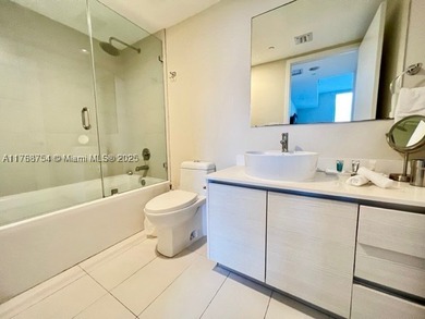 LOWER PENTHOUSE & WATERFRONT CONDO -  & SHORT-TERM RENTAL. 3 - photo 27