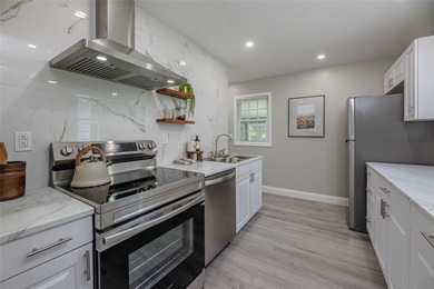 Welcome to 94 Cimarron Drive - a meticulously renovated, truly - photo 8