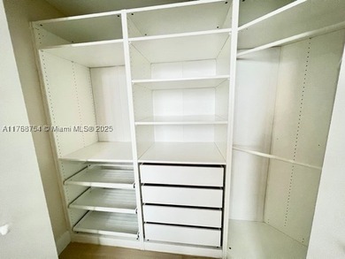 LOWER PENTHOUSE & WATERFRONT CONDO -  & SHORT-TERM RENTAL. 3 - photo 29