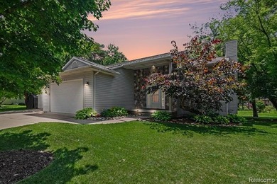 Charming colonial on a quiet dead-end street in Howell South of - photo 29