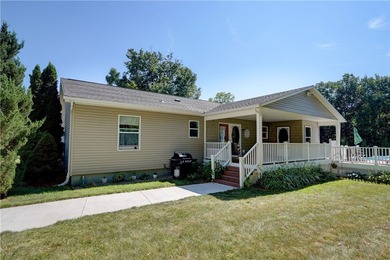 Welcome to this Impeccably Maintained 3 Bedroom, 2 Full Bath - photo 33
