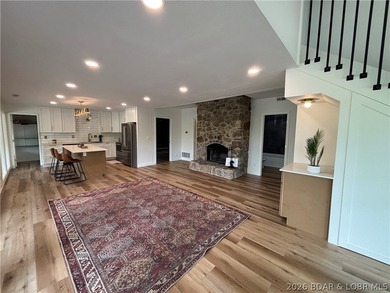 Completely remodeled in 2026, this move-in ready 3 bedroom, 2 - photo 4