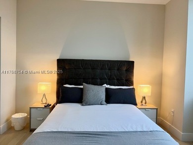 LOWER PENTHOUSE & WATERFRONT CONDO -  & SHORT-TERM RENTAL. 3 - photo 36