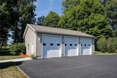 Welcome to this Impeccably Maintained 3 Bedroom, 2 Full Bath - photo 41