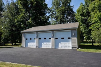 Welcome to this Impeccably Maintained 3 Bedroom, 2 Full Bath - photo 42
