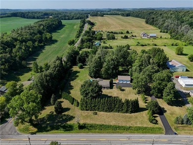 Welcome to this Impeccably Maintained 3 Bedroom, 2 Full Bath - photo 44