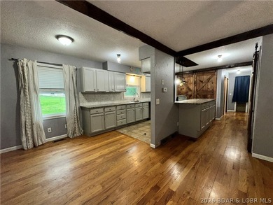 4-bed, 2-bath home in Warsaw featuring an open floor plan - photo 10