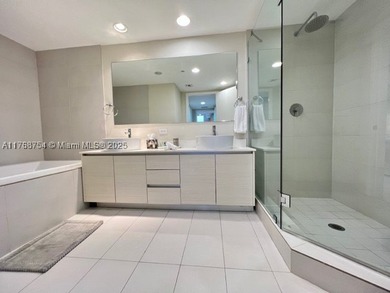 LOWER PENTHOUSE & WATERFRONT CONDO -  & SHORT-TERM RENTAL. 3 - photo 53
