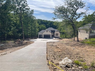 WOW Setting! New Construction! Sitting on over 1/2 an acre, this - photo 5