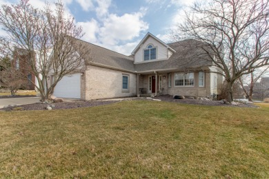 (private lake, pond, creek) Home Sale Pending in Bloomington Illinois