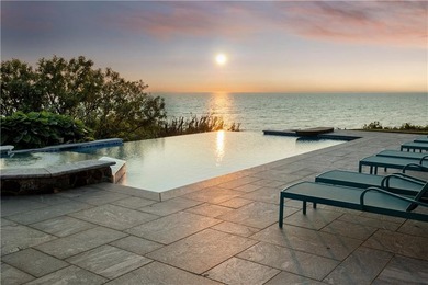 Coastal Elegance on Block Island's West Sidemanding a premier - photo 6