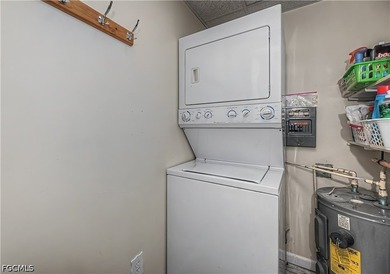 Located in the desirable Fountain View RV Resort, a - photo 12