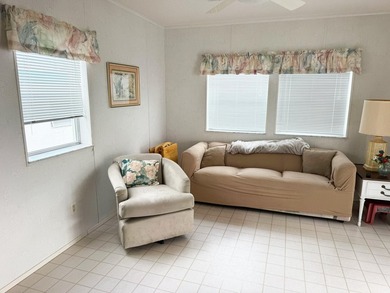 This great 1 bed, 1 bath unit at Briny Breezes offer 39 shares - photo 12