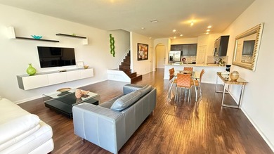 Step into this beautifully maintained 3-bedroom, 2.5-bath - photo 18