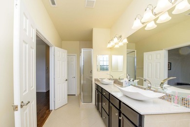 Step into this beautifully maintained 3-bedroom, 2.5-bath - photo 27