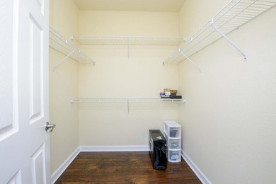 Step into this beautifully maintained 3-bedroom, 2.5-bath - photo 31