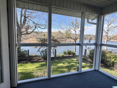 Stunning 3-bedroom, 2-bath lakefront home on beautiful Lake - photo 32