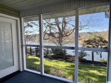 Stunning 3-bedroom, 2-bath lakefront home on beautiful Lake - photo 33