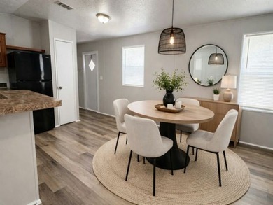 Own your own home in a quiet, well-maintained neighborhood! This - photo 4