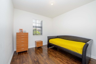 Step into this beautifully maintained 3-bedroom, 2.5-bath - photo 43