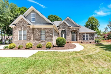 Lake Norman Home For Sale in Mooresville North Carolina