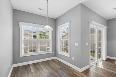 Beautiful Home with Open Floor Plan & Upgraded Features Near - photo 13