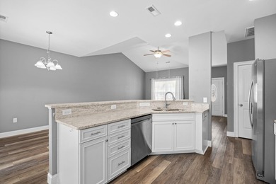 Beautiful Home with Open Floor Plan & Upgraded Features Near - photo 17