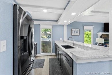 Welcome to lake living in the heart of Osage Beach! Located in - photo 4