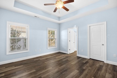 Beautiful Home with Open Floor Plan & Upgraded Features Near - photo 31