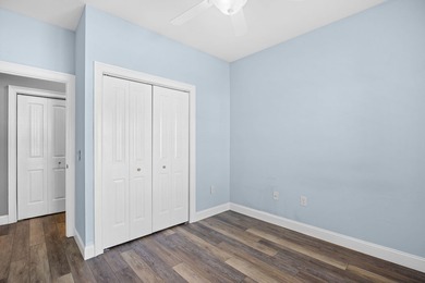 Beautiful Home with Open Floor Plan & Upgraded Features Near - photo 35