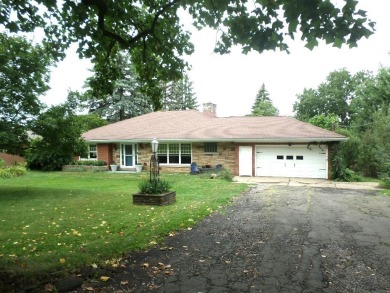Lake Home Sale Pending in Erie, Pennsylvania