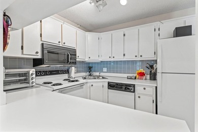 SELLER OFFERING BUYER CREDIT! Welcome to this clean 2 Bedroom 2 - photo 9