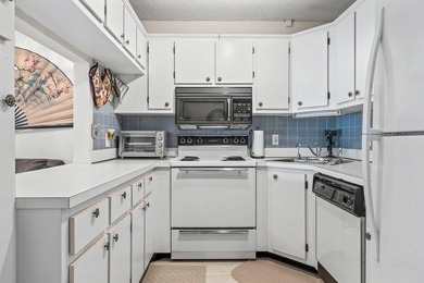 SELLER OFFERING BUYER CREDIT! Welcome to this clean 2 Bedroom 2 - photo 10