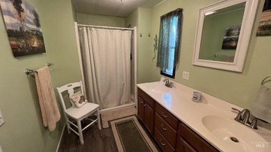 2 bedroom 2 bath manufactured home in Terrace Lakes Resort on - photo 17