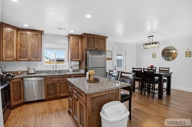 Welcome to 85 E Legacy Drive! Built in 2022, this immaculate - photo 10