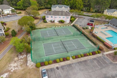 Welcome to this spacious 2-bedroom, 2-bath villa in Turnberry - photo 25