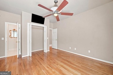 Beautifully 6 bedroom. home on a private cul-de-sac lot in - photo 29