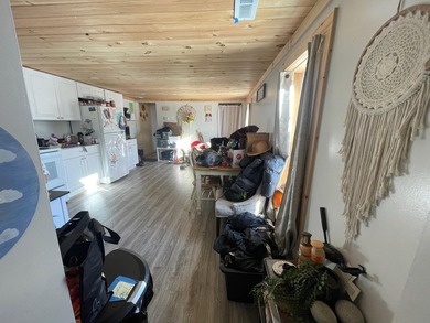 This 2 unit building has been recently nicely renovated inside - photo 29