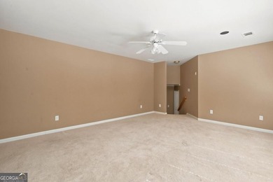 Beautifully 6 bedroom. home on a private cul-de-sac lot in - photo 31