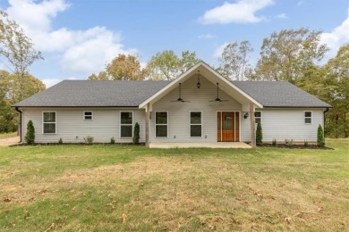 Lake Home For Sale in Garfield, Arkansas