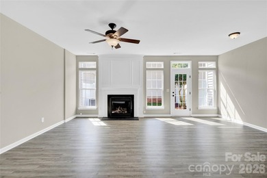 This beautifully maintained 3-bedroom, 2.5 bath move- in ready - photo 8