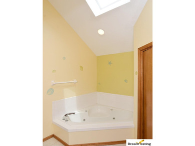 Welcome home to this impeccably designed 3-bed, 3 bath, Ranch - photo 22