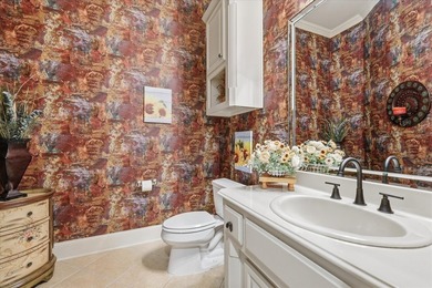 Perfectly positioned on the Bridlewood golf course, this - photo 22