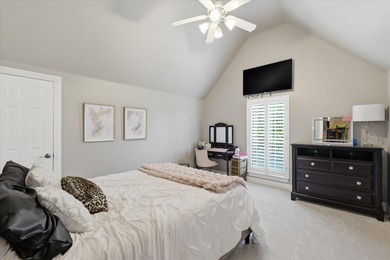 Perfectly positioned on the Bridlewood golf course, this - photo 23